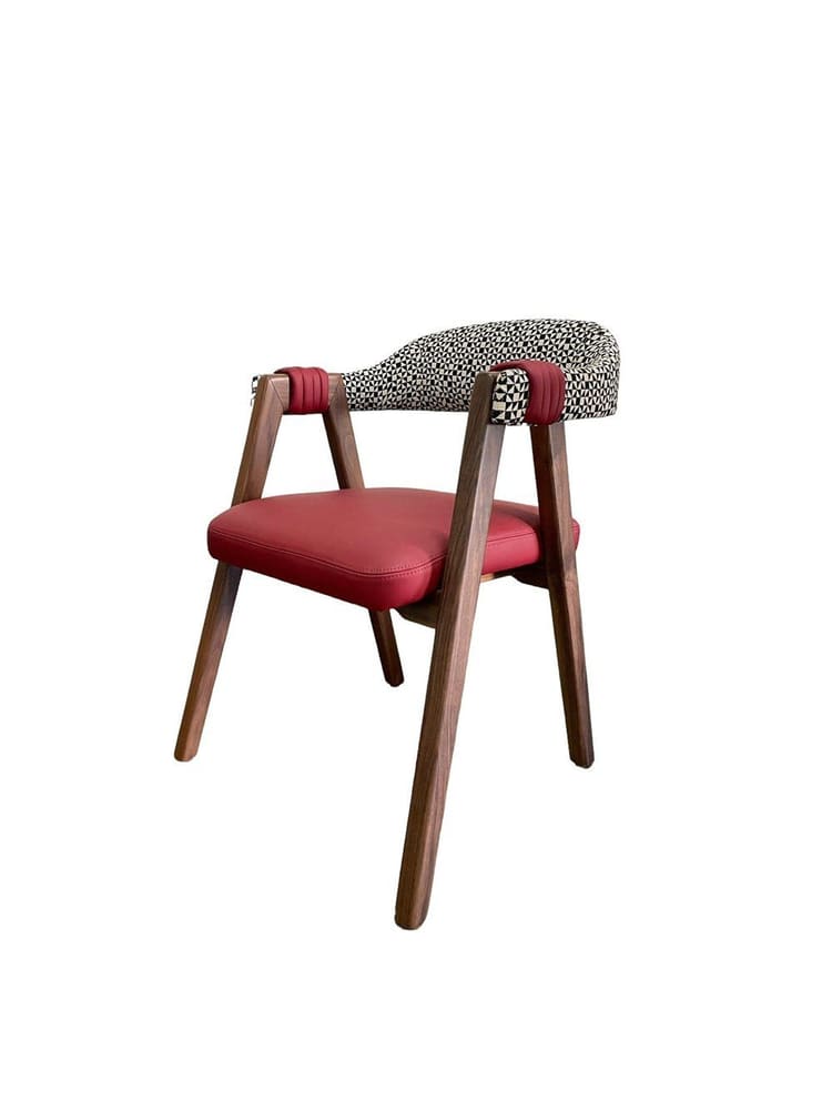 Agone Chair