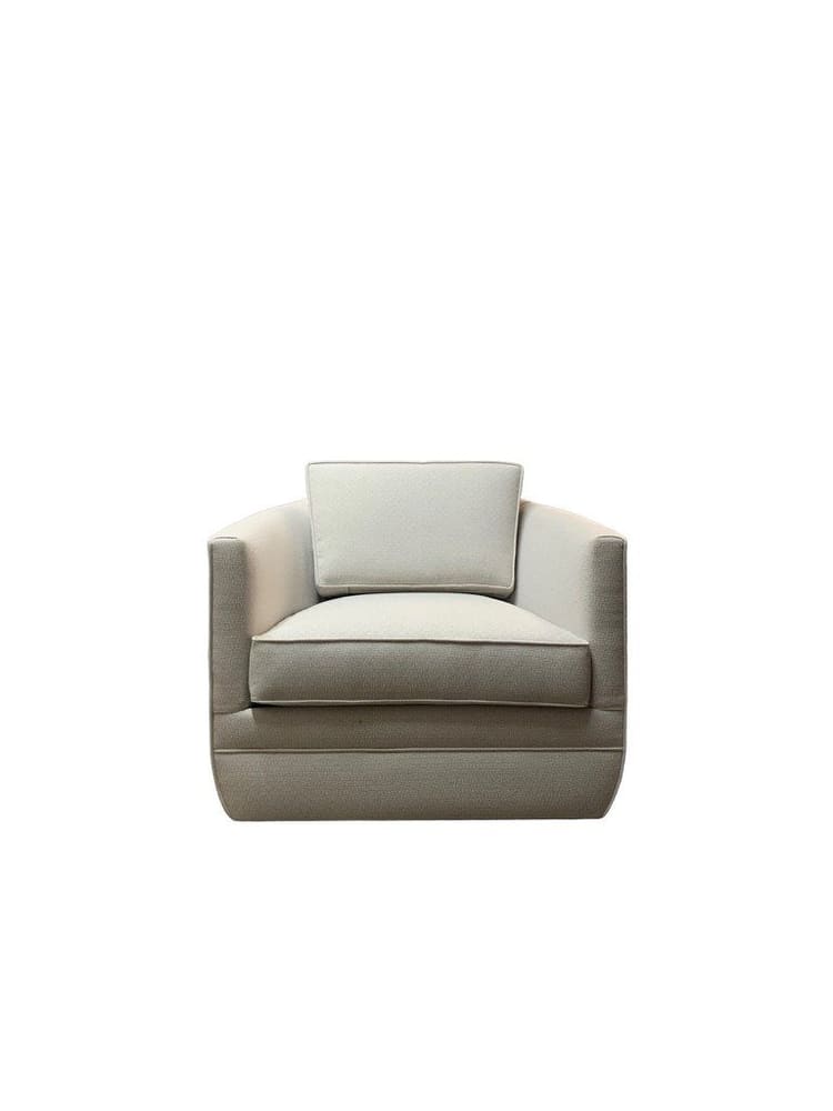 Domm Chair